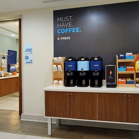Holiday Inn Express Morgantown By Ihg Exteriör bild