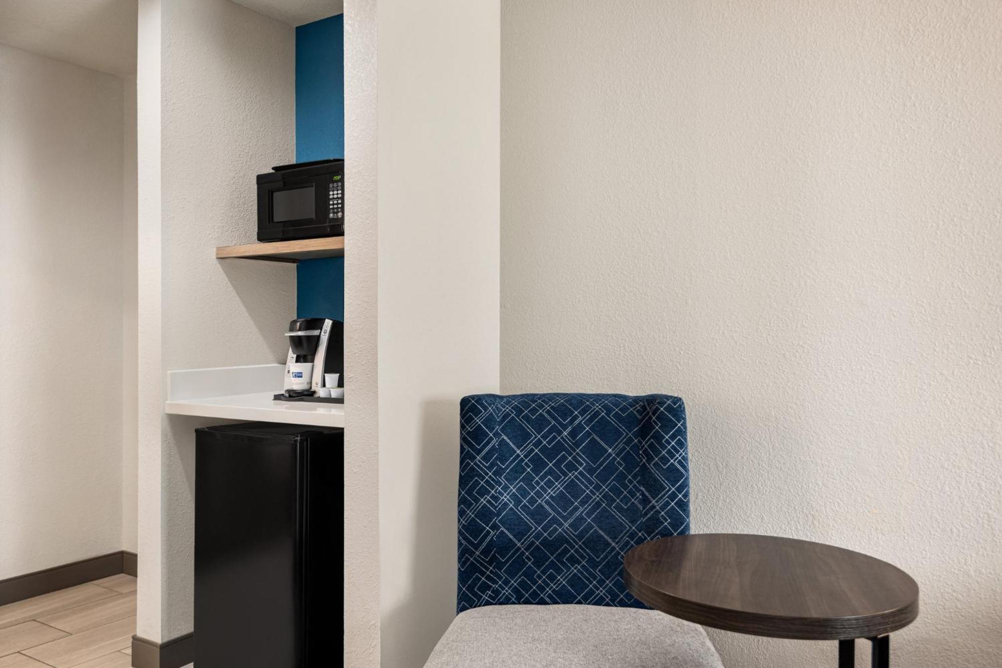 Holiday Inn Express Morgantown By Ihg Exteriör bild
